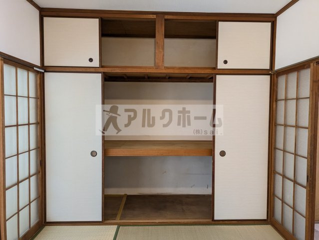 リーフハイツ玉手町の収納