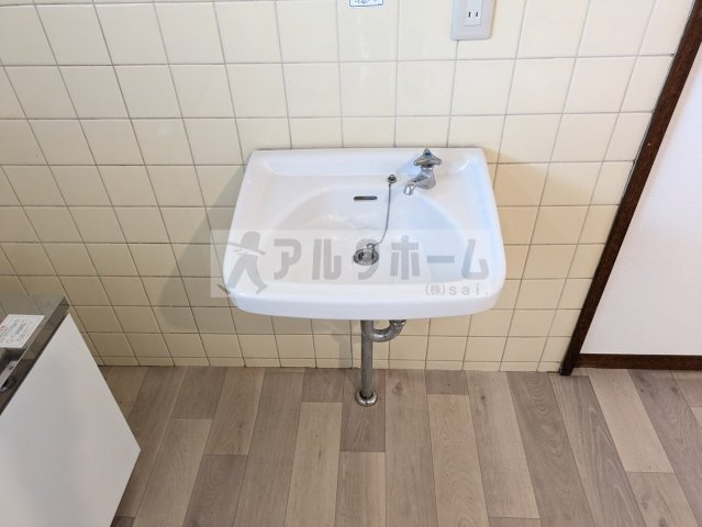 リーフハイツ玉手町の洗面所