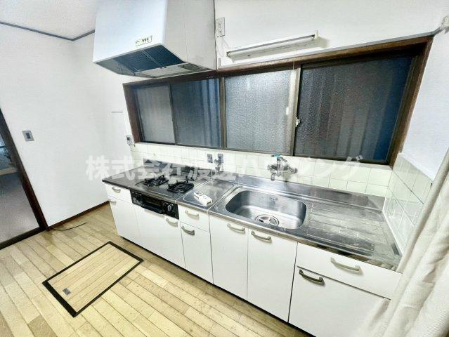 大庄西町2丁目貸家のキッチン