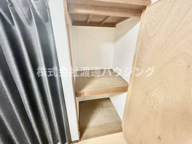 大庄西町2丁目貸家の収納