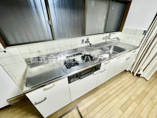 大庄西町2丁目貸家のキッチン