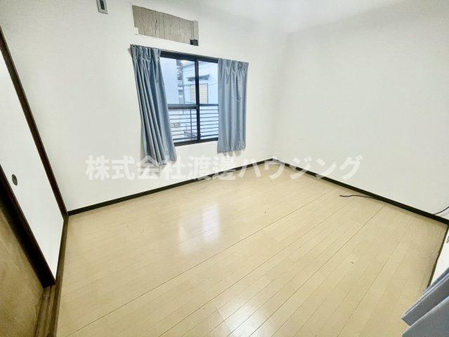 大庄西町2丁目貸家の寝室