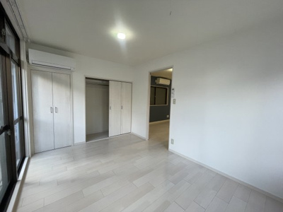 【洋室】 | ヴェリエーロ中板橋