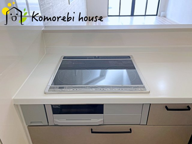 上尾市中分　4期　新築一戸建て　LIGARE　01のキッチン|26.4.6撮影済み