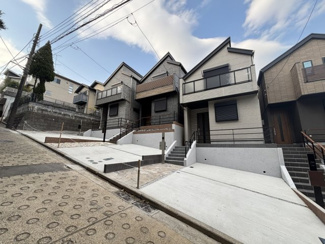 【前面道路含む現地写真】 | 港北区下田町3丁目　戸建全4棟