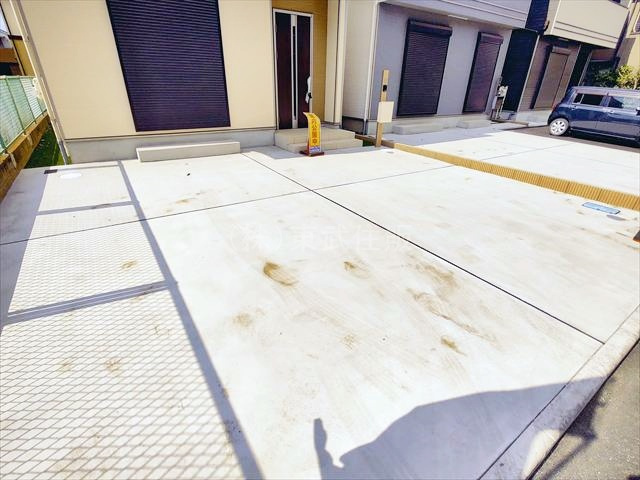 【駐車場】 | 狭山市富士見１４期　全３棟　A号棟 | カースペース２台可