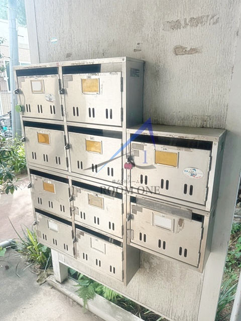 プチメゾンフルールのその他共用部分|集合ポストです。