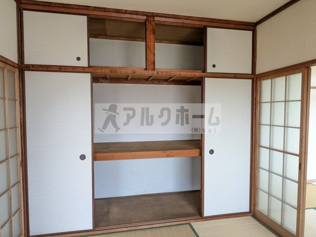 リーフハイツ玉手町の収納