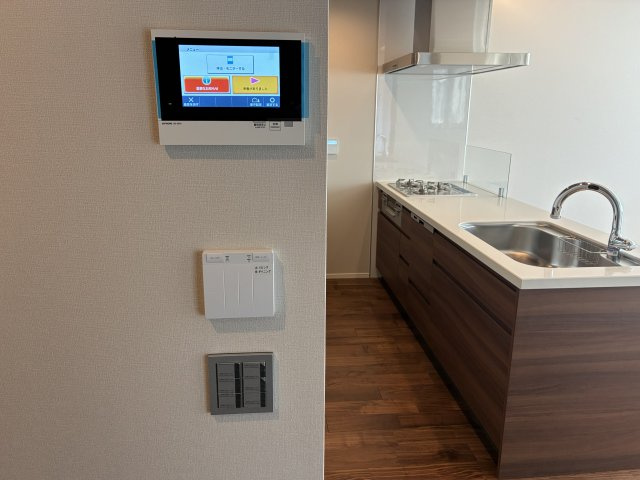 バースシティ・ザ・マーク鷺沼のその他| TVモニタ付インターホン＋床暖房リモコン