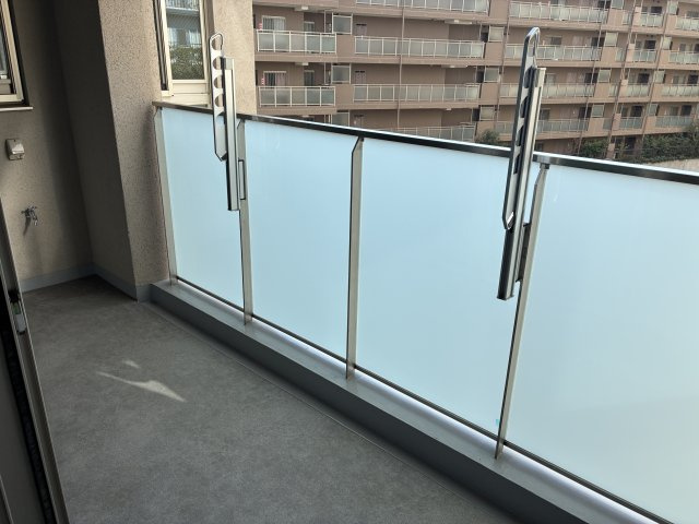 バースシティ・ザ・マーク鷺沼のバルコニー