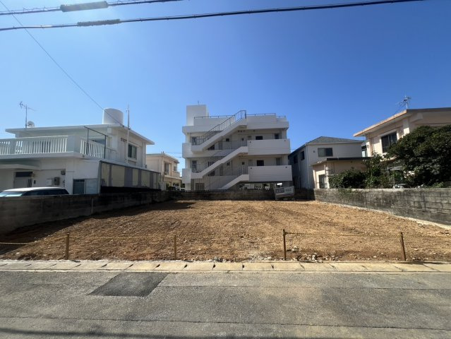 北谷町字宮城　全2区画　1号地の前面道路含む現地写真