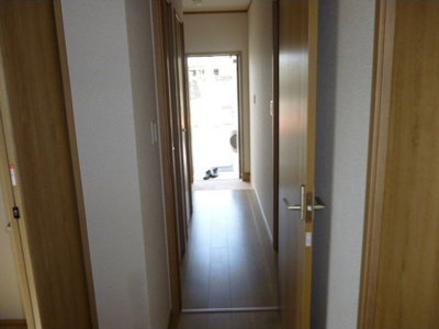 【玄関】 | J・ウエスト