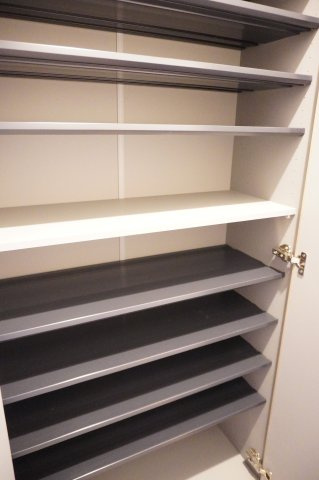 シャルム北越谷Ｂ棟の収納|シューズボックス