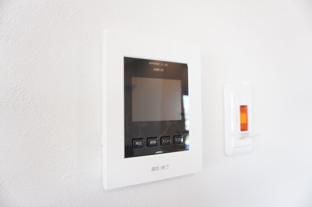 シャルム北越谷Ｂ棟のセキュリティ|TVモニター付きインターフォン