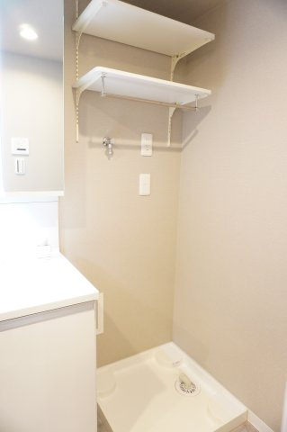 シャルム北越谷Ｂ棟のランドリースペース