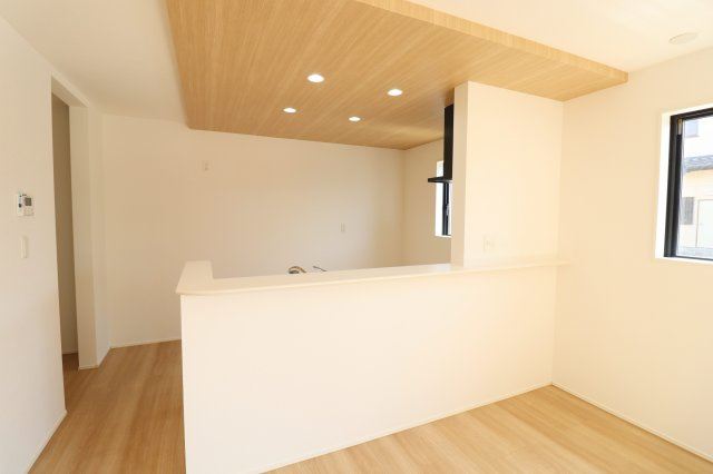 郡山市田村町金屋字宝蔵　　１号棟　　　高瀬小学校、高瀬中学区のキッチン