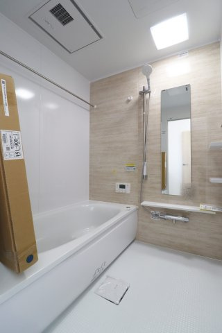 郡山市田村町金屋字宝蔵　　１号棟　　　高瀬小学校、高瀬中学区の浴室