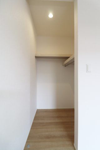 郡山市田村町金屋字宝蔵　　１号棟　　　高瀬小学校、高瀬中学区の収納