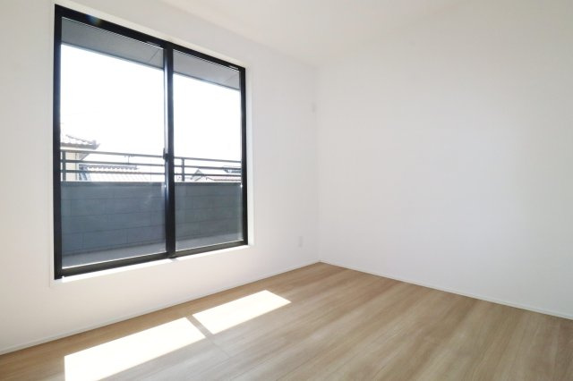 郡山市田村町金屋字宝蔵　　１号棟　　　高瀬小学校、高瀬中学区の洋室