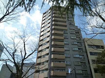 藤和平和公園ホームズの外観