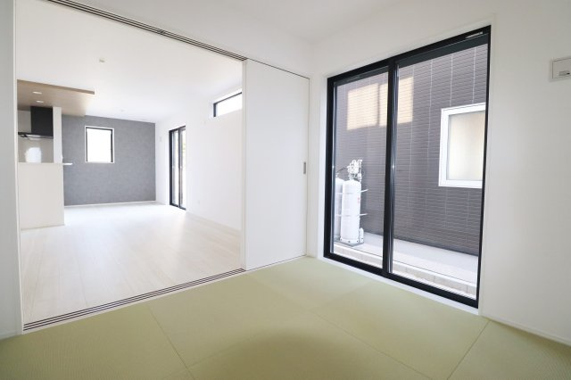 郡山市田村町金屋字宝蔵　　２号棟　　　高瀬小学校、高瀬中学区の玄関|※同社施工例