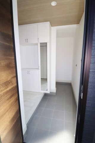 郡山市田村町金屋字宝蔵　　２号棟　　　高瀬小学校、高瀬中学区の洋室|※同社施工例