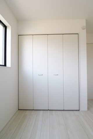 郡山市田村町金屋字宝蔵　　２号棟　　　高瀬小学校、高瀬中学区の収納