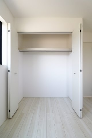 郡山市田村町金屋字宝蔵　　２号棟　　　高瀬小学校、高瀬中学区の収納