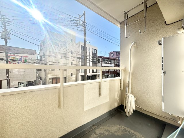 【バルコニー】