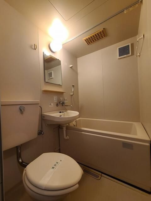 ガーデンハイツフタバの浴室