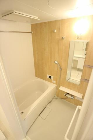 ルミナ―レの浴室