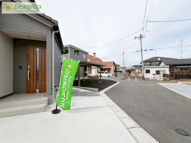 郡山市小原田２丁目　新築戸建　の前面道路含む現地写真|小中学校が近く、お子様の通学も安心♪