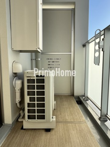 ブリリアイスト上野御徒町のバルコニー