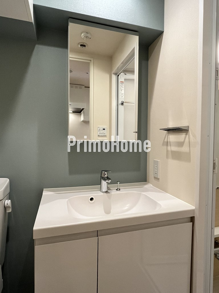 ブリリアイスト上野御徒町の独立洗面台