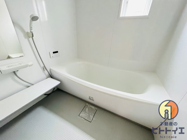 フロレゾン吉田の浴室