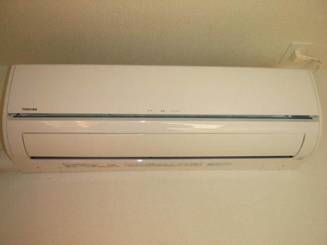 ウォーターミル七番館の設備|エアコン