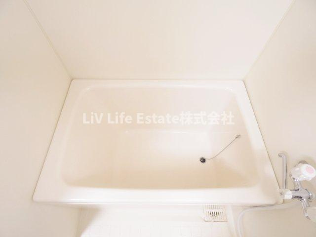 東村山市秋津町５丁目のアパートの浴室