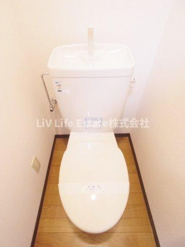 東村山市秋津町５丁目のアパートのトイレ