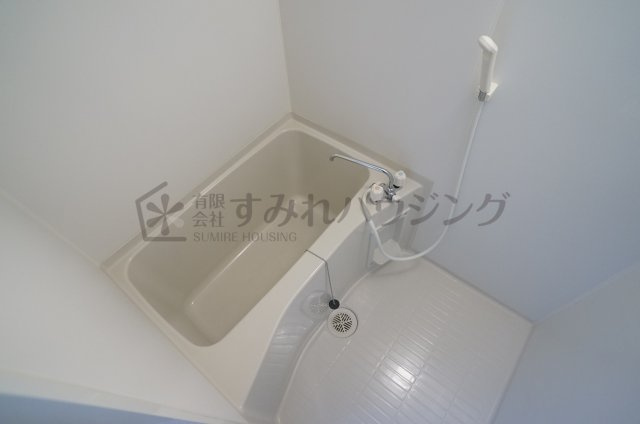 モダンアパートメント神戸宝塚Ⅱの浴室|参考、同建物・同間取りの号室