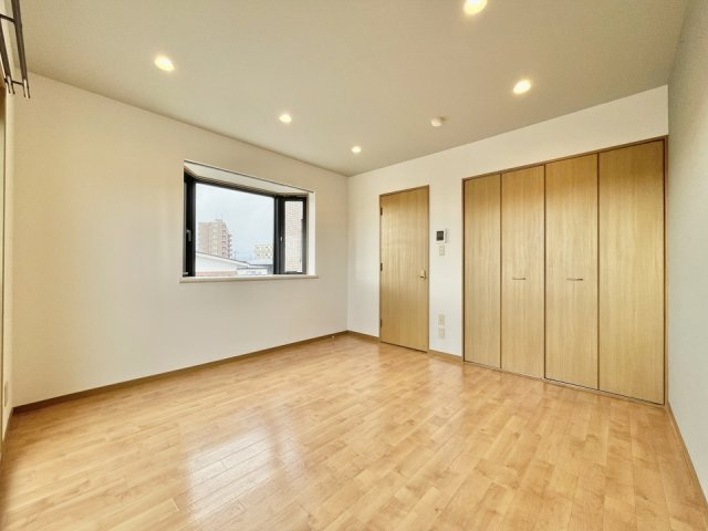 ヴィラ・ラレーヌの洋室