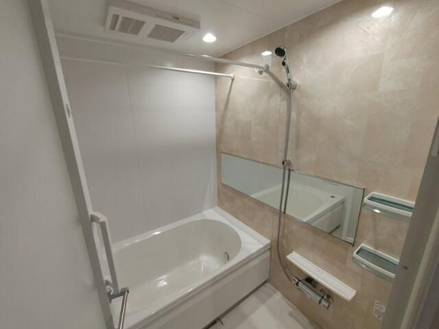 アーバンドエル駒込の浴室