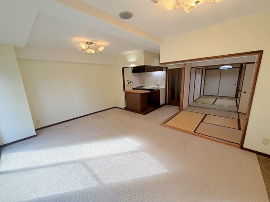 【居間・リビング】 | ニューステージ川奈