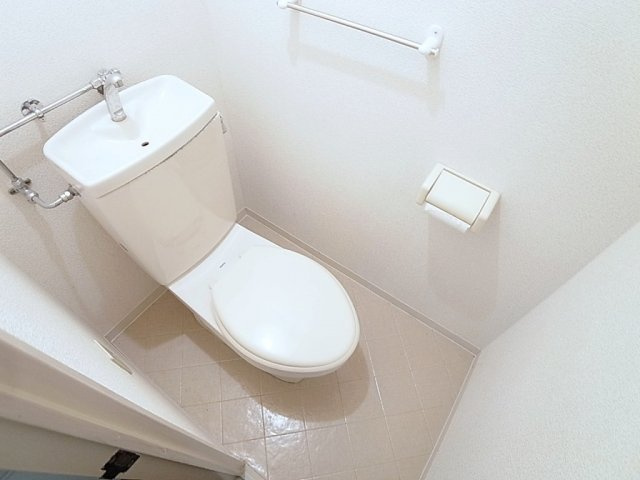 神戸湊アパートメントのトイレ|トイレ