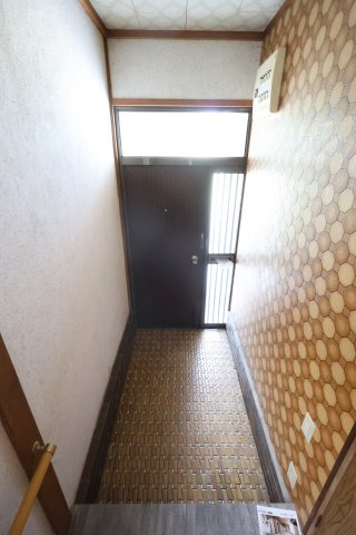 【玄関】 | 西板持町8丁目戸建
