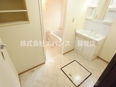 【洗面所】 | 長嶋貸家 | 使いやすい洗面所です