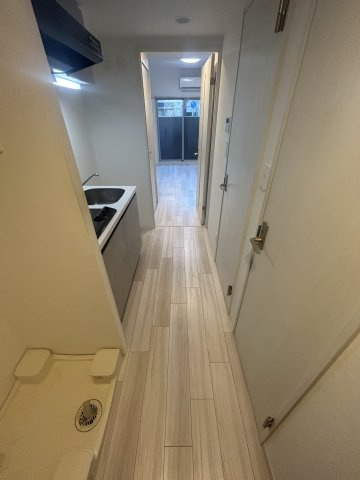 プレサンスOSAKA姫里エンファシスの玄関