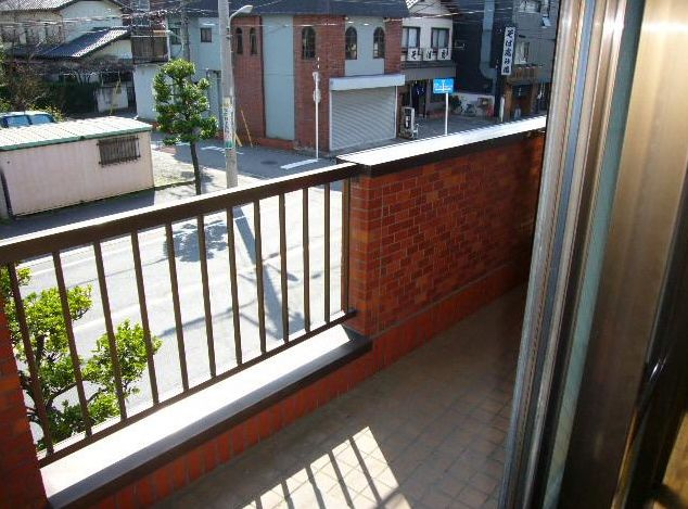 陶石ハウスのバルコニー