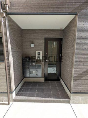 【エントランス】 | ハーモニーテラス福稲上高松町 | ゆとりのあるエントランスです