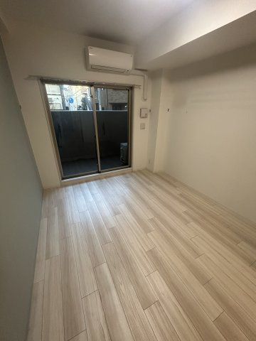 プレサンスOSAKA姫里エンファシスの洋室
