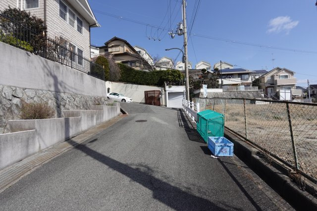 【ヴィレッタの杜】仁川町六丁目Ｂ　土地の前面道路含む現地写真|前面道路含む現地写真です（２号地）